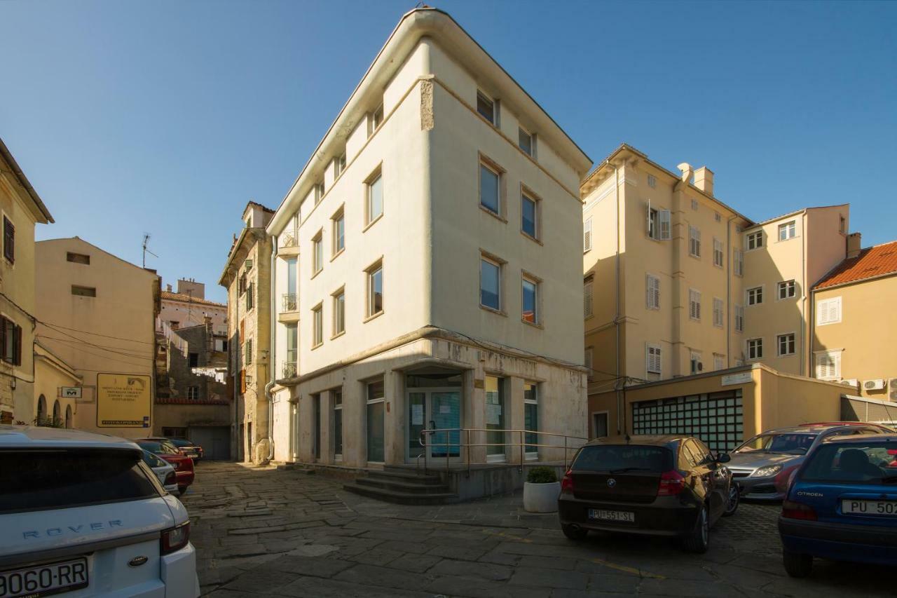 Studio Apartman Ela Пула Экстерьер фото